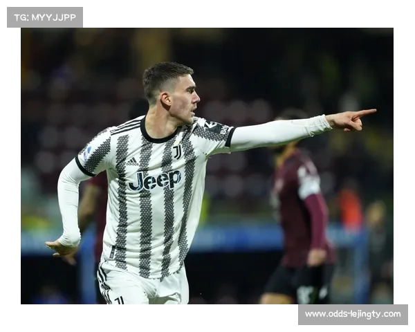 意大利足球甲级联赛萨勒尼塔纳布拉耶迪亚推射破门